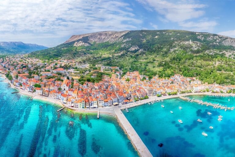 La typique île de Krk en Croatie