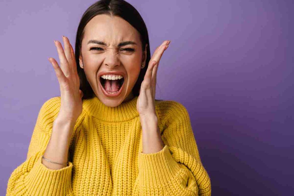 cas ou un enseignant peut-il porter plainte contre un élève